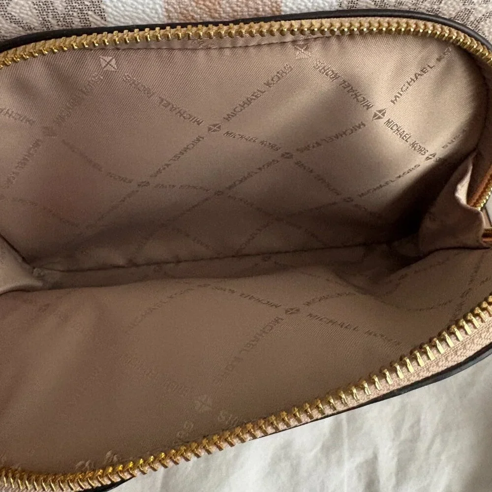 Michael Kors Jaycee Medium Backpack Vanilla Beige Coated Canvas Bag Quiet Luxury